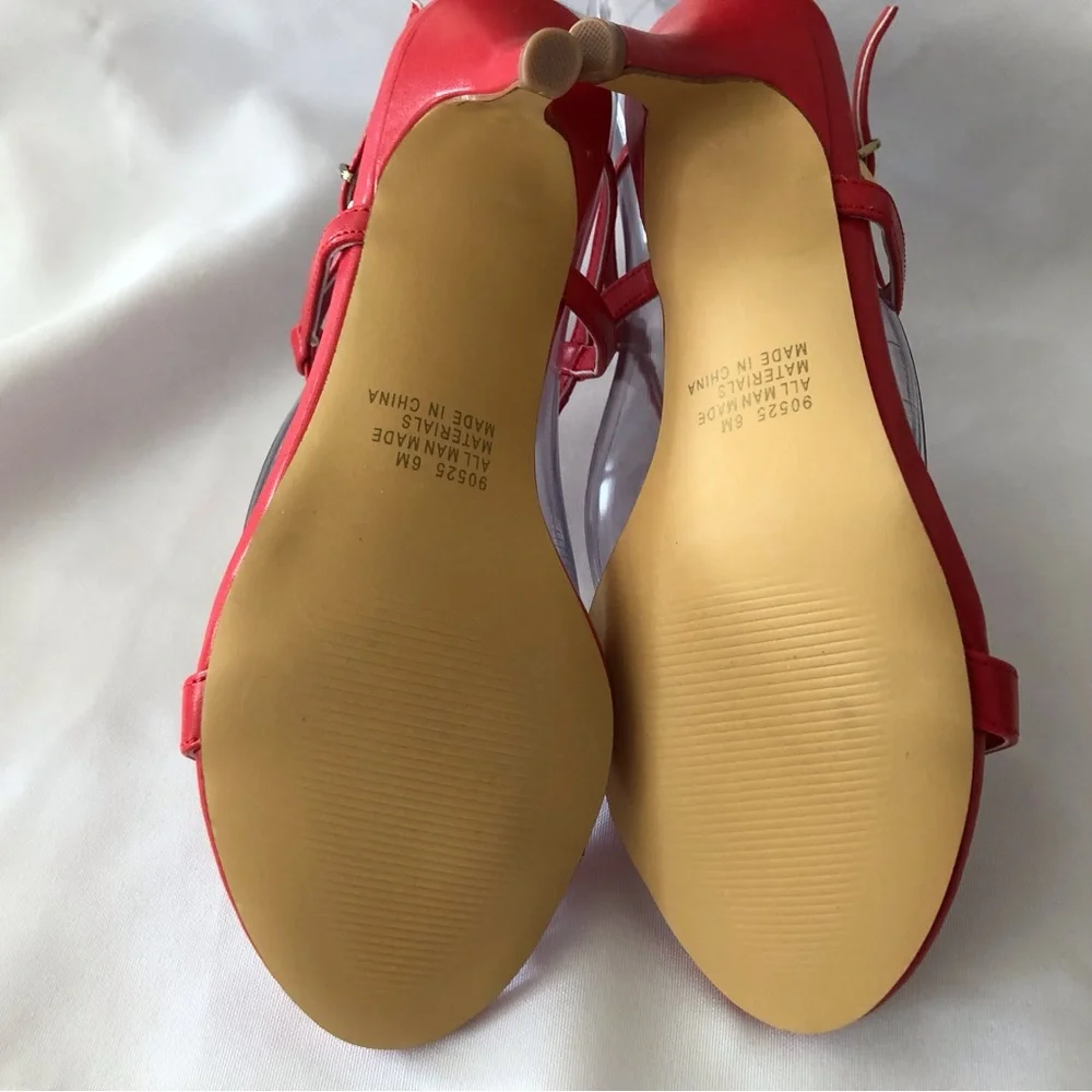 New Boston Design strappy heels